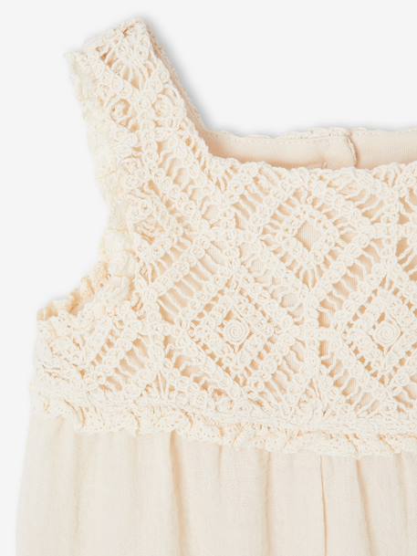Crochet playsuit for baby girls vanilla 