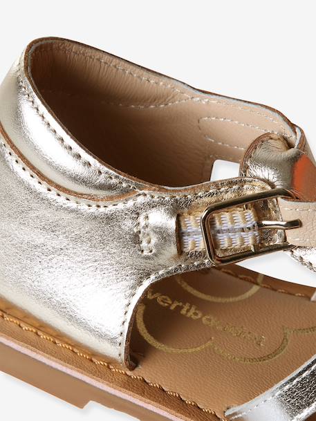 Leather buckle sandals for children gold 