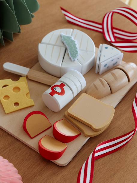 Felt and FSC® wood cheese board wood 