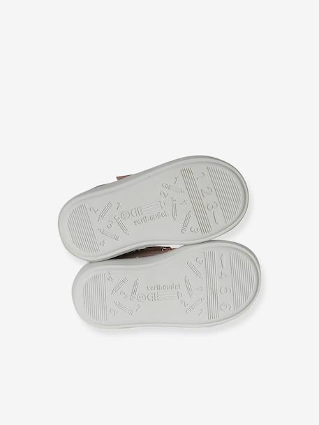 Leather baby trainers with hook and loop fasteners pale pink 