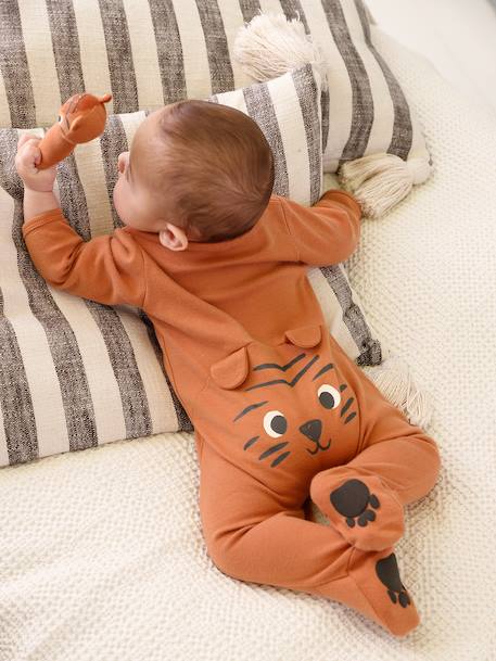 Newborn pyjamas and comforter set camel 