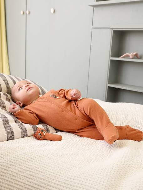 Newborn pyjamas and comforter set camel 