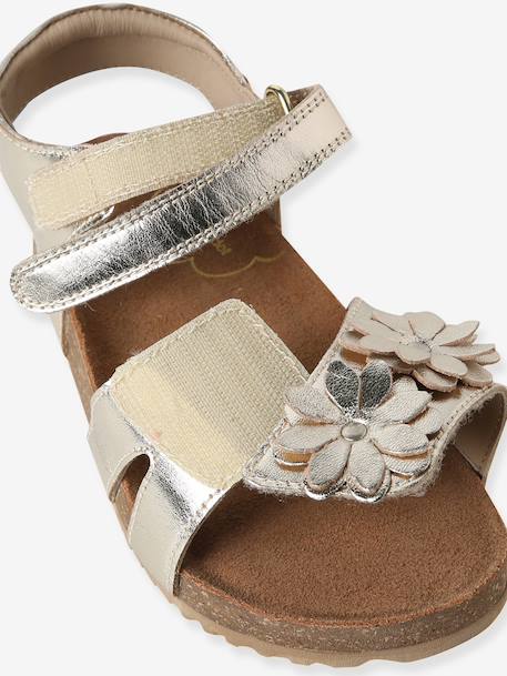Open leather flower sandals gold 