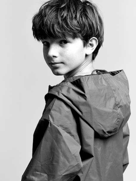 Lightweight zipped windcheater for boys khaki 