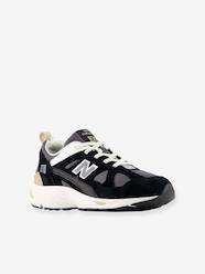 PV878 trainers