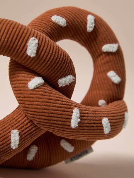 Fabric dog toy pretzel hazel 
