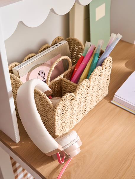 Essential Decorations: Scalloped pencil pot beige 