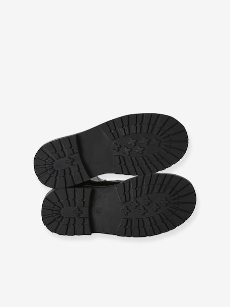 Pair of girls leather boots black 