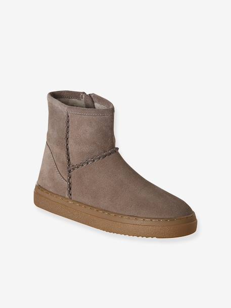 Pair of girls leather boots taupe 