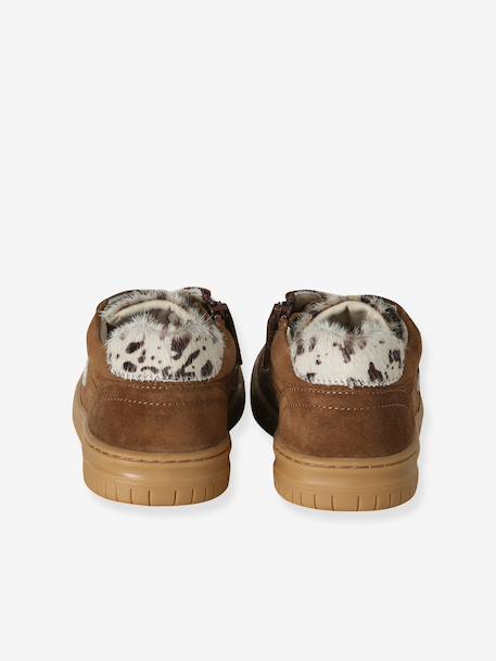 Pair of girls leather trainers beige+brown 