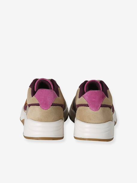 Pair of girls trainers beige 