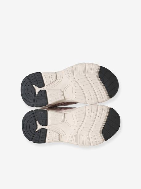 Pair of girls trainers rose 
