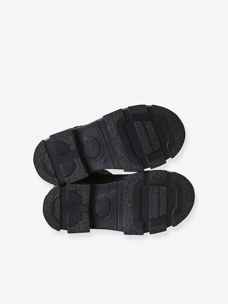 Pair of girls leather boots black 
