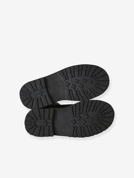 Pair of girls leather boots black 