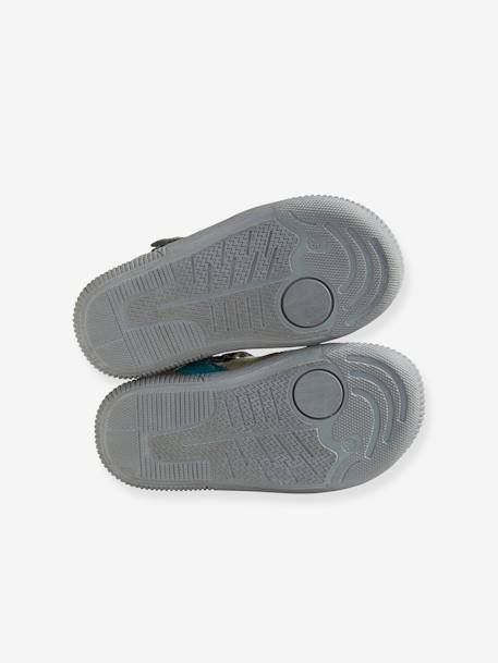 Touch-Fastening Sandals for Boys, Designed for Autonomy Light Grey 
