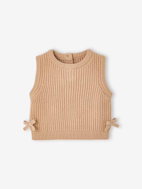 4-piece outfit for baby caramel 