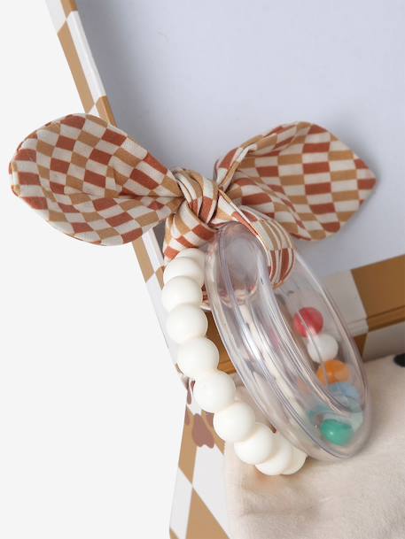 Big Fam comforter and rattle gift set white 