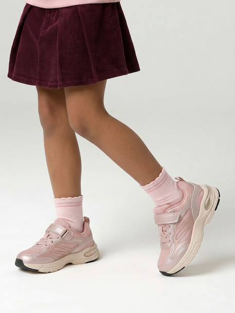 Pair of girls trainers rose 
