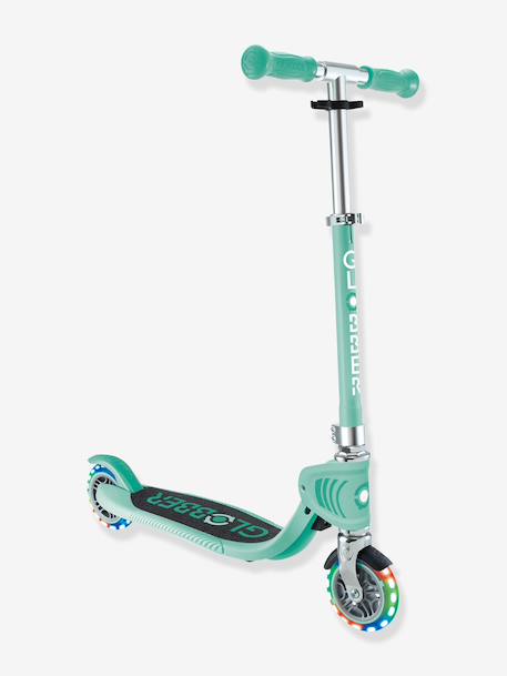 Junior foldable scooter with lights by GLOBBER green 