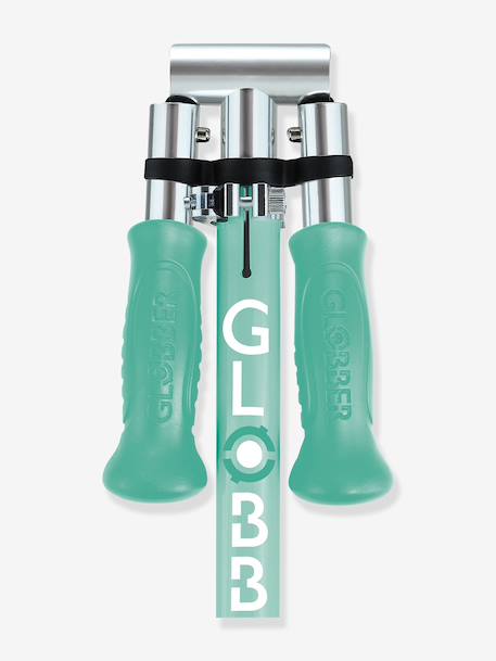 Junior foldable scooter with lights by GLOBBER green 