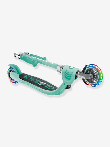Junior foldable scooter with lights by GLOBBER green 