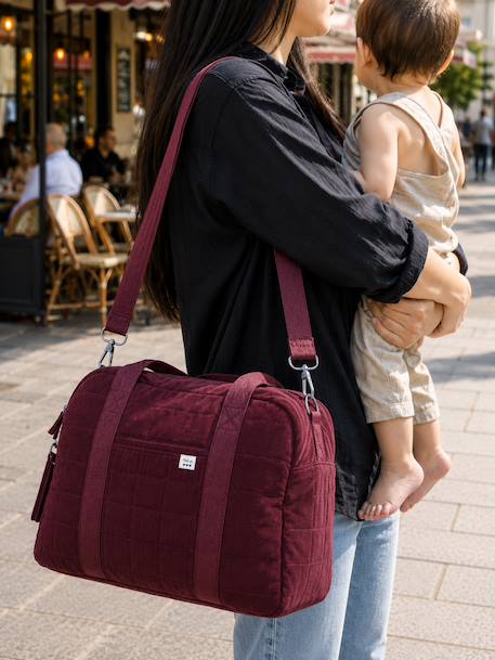 24-hour changing bag by Colina plum 