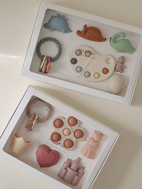 Manipulation toy gift set by MUSHIE rose 