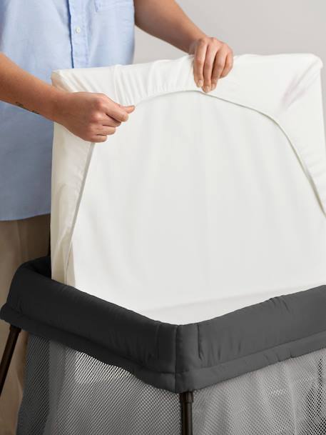 Travel Cot Light, by BABYBJORN Black+Green 