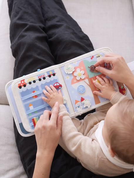 Doudou activity book white 