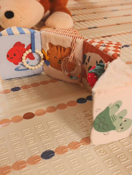 Big Family fold-out activity cube multicoloured 