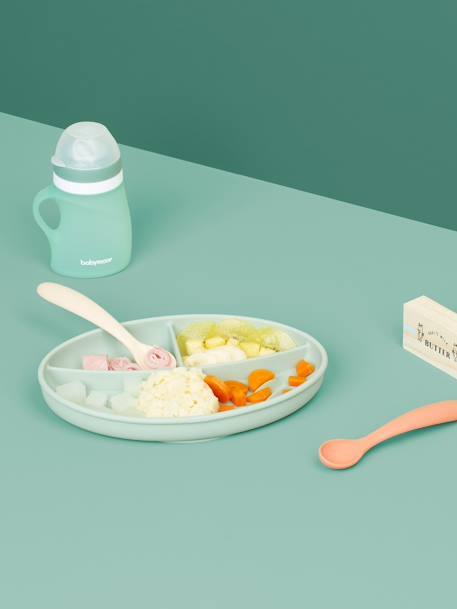 Silicone Mealtime Set, Grow'Isy by BABYMOOV RED LIGHT SOLID 