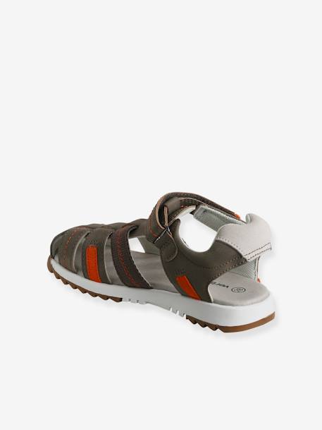Closed-Toe Sandals for Boys taupe 