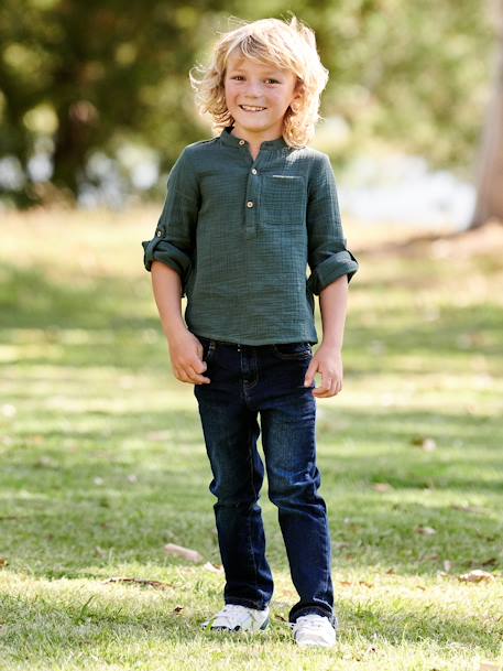 Here’s how I’d translate that title for UK customers, following your rules:Straight morphological slim jean for boy Dark Blue+Denim Blue 