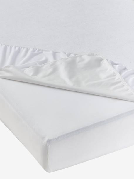 Pack of 2 waterproof mattress protectors in sponge towelling can be boiled white 