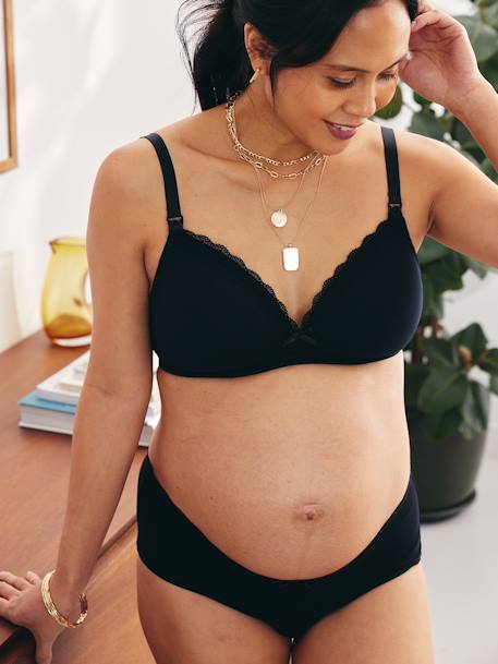 Padded, Non-Wired Nursing Bra in Organic Cotton* black 
