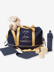 Baby Shower Selection-Weekend Changing Bag with Print: La Vie est Pleine de Surprises