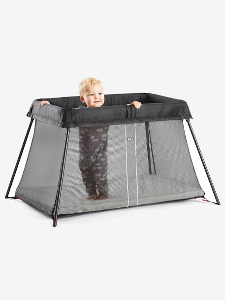 Travel Cot Light, by BABYBJORN Black+Green 