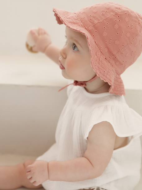 Hat in Broderie Anglaise for Baby Girls ecru+old rose+sage green 