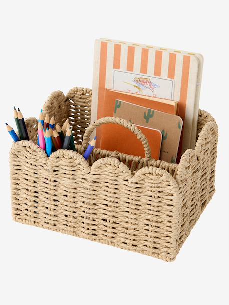 Essential Decorations: Scalloped pencil pot beige 