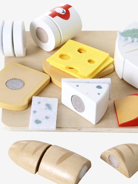 Felt and FSC® wood cheese board wood 