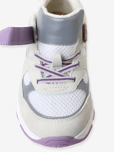 Trainers with hook and loop tape fastening and elasticated laces for children in nursery school collection ecru 