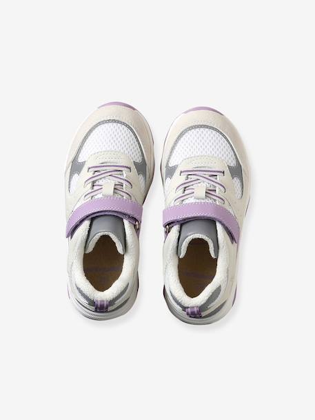 Trainers with hook and loop tape fastening and elasticated laces for children in nursery school collection ecru 
