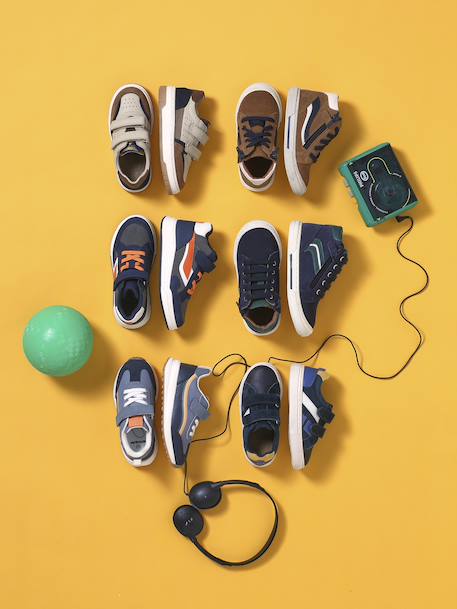 Leather Hook-&-Loop Trainers for Children, Designed for Autonomy set brown 