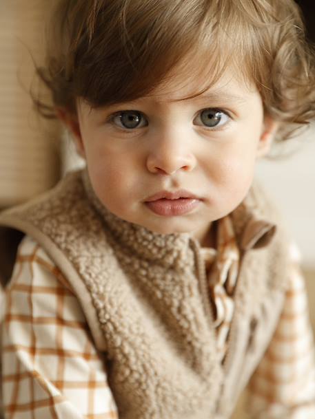 Sherpa sleeveless cardigan for babies ecru+taupe 