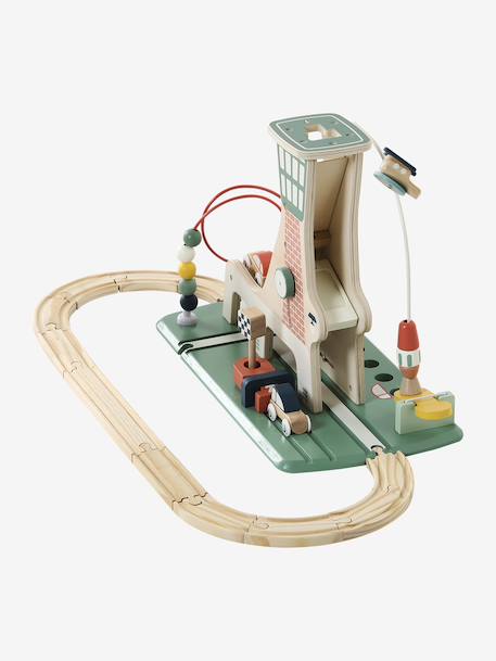 Tower with Multi-Activity Launch Ramp in FSC® Wood wood 
