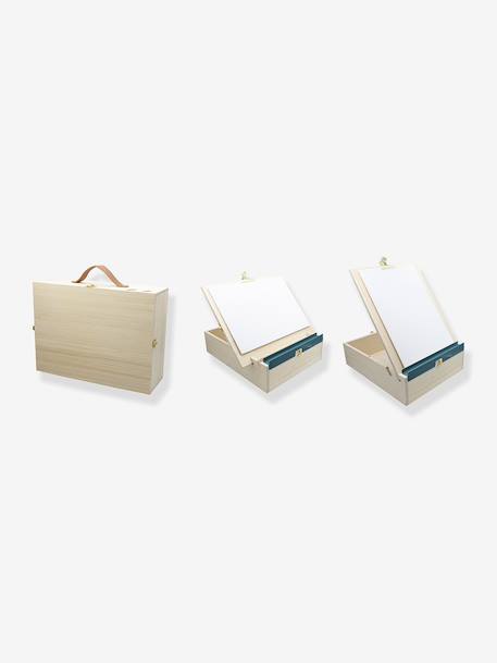 Wooden artist's studio green 