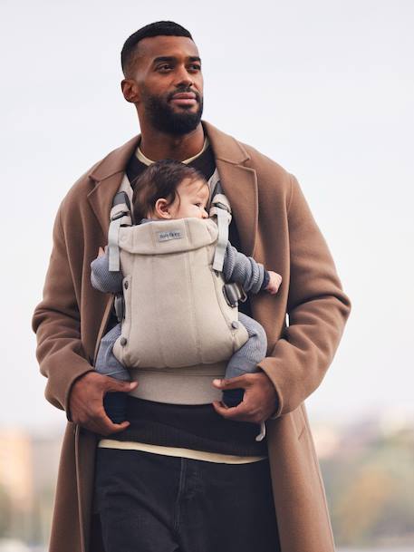 BABYBJORN Harmony Baby Carrier in mottled woven fabric beige 